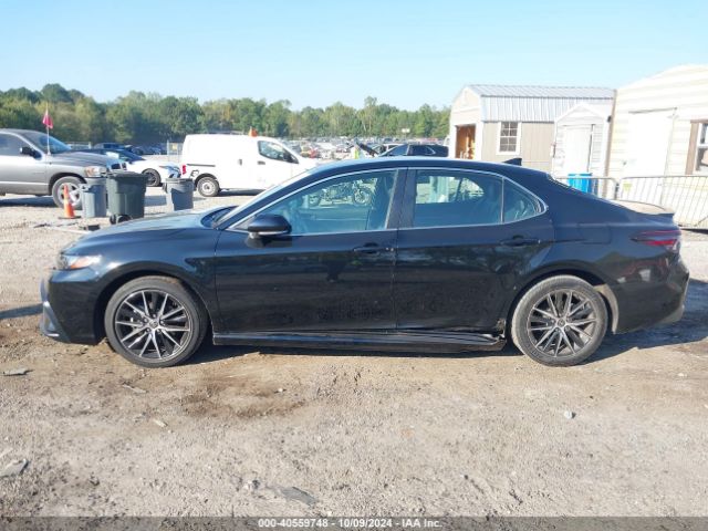 4T1G11AK6NU715832 Toyota CAMRY SE