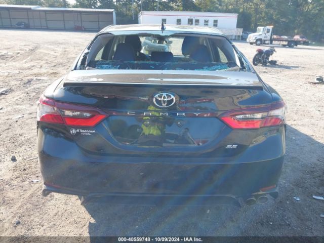 4T1G11AK6NU715832 Toyota CAMRY SE