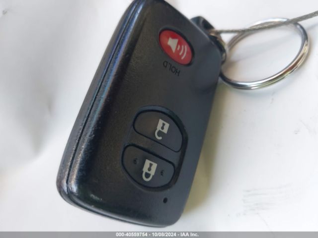JTDKN3DU3F1978715 Toyota Prius Four
