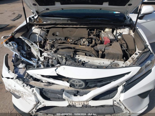 Toyota CAMRY SE 2018 4T1B11HK0JU037024 Image 10