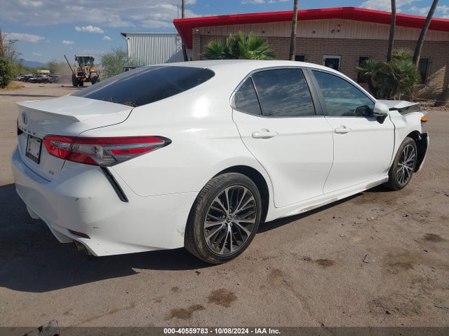 Toyota CAMRY SE 2018 4T1B11HK0JU037024 Image 4