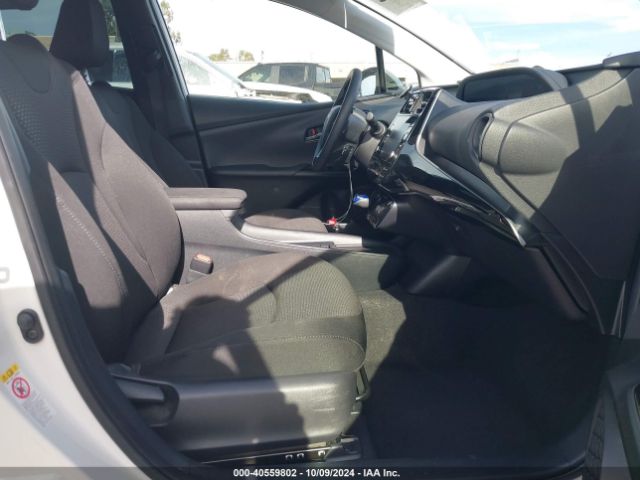 JTDKARFU2L3107607 Toyota Prius Le