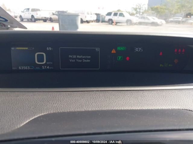 JTDKARFU2L3107607 Toyota Prius Le