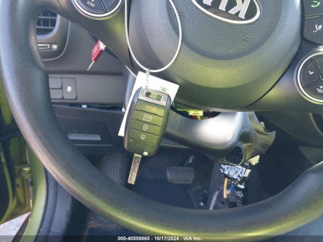KNDJP3A53J7897898 KIA SOUL +