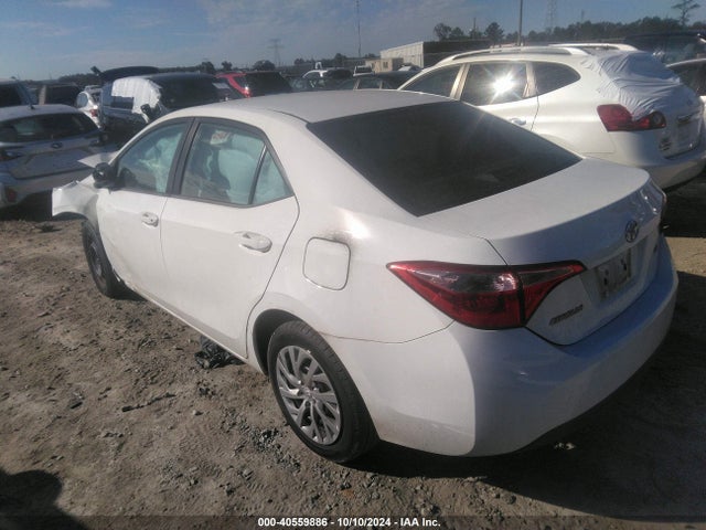 Toyota COROLLA LE 2019 2T1BURHE5KC191005 Image 3