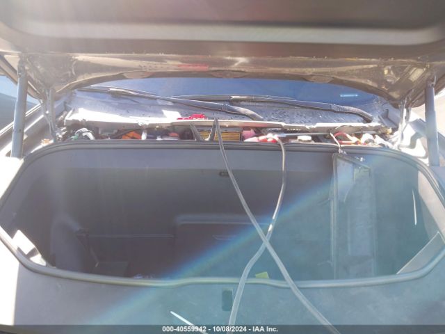 2022 RIVIAN R1S 7PDSGABL9NN003211 Photo 9