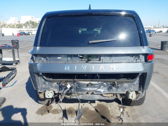 Rivian R1s Launch Edition 2022 7PDSGABL9NN003211 Image 17