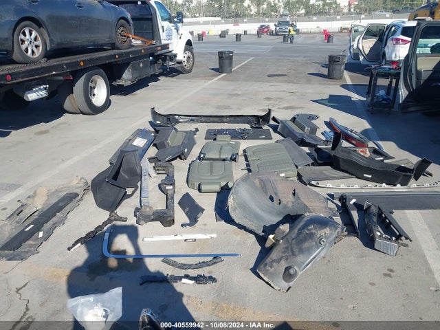 Rivian R1s Launch Edition 2022 7PDSGABL9NN003211 Image 12