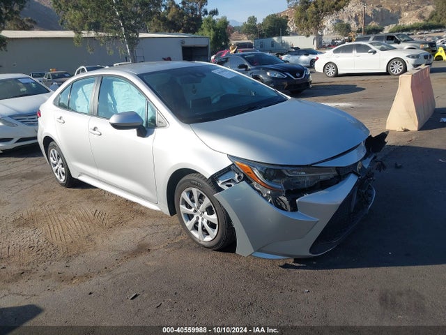 Toyota COROLLA LE 2020 5YFEPRAE6LP004158 Image 1
