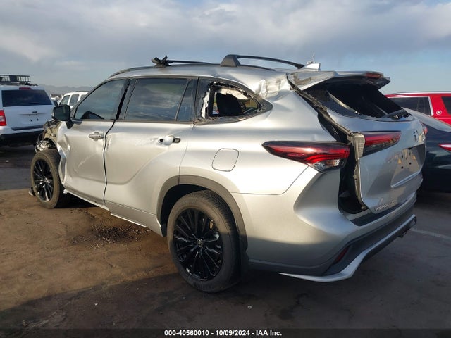 Toyota Highlander Xse 2024 5TDKDRBH4RS565057 Image 3