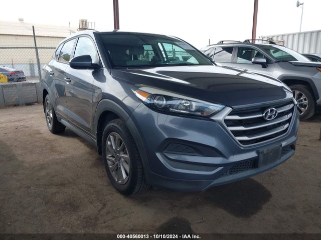 Hyundai TUCSON SE 2018 KM8J23A40JU761232 Image 1