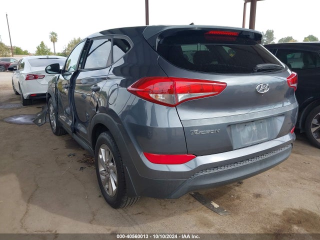 Hyundai TUCSON SE 2018 KM8J23A40JU761232 Image 3