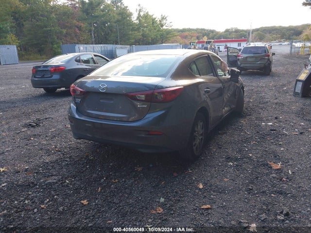 3MZBN1U76JM213067 Mazda Mazda3 Sport