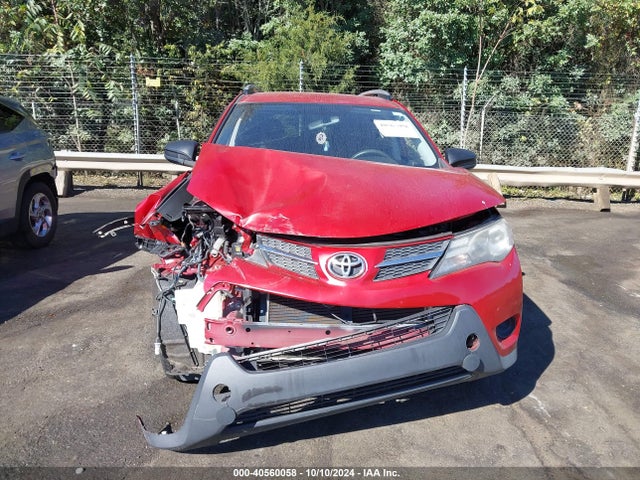 Toyota RAV4 LE 2015 JTMZFREV2FJ048102 Image 12