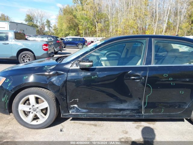 3VW3L7AJ5EM386260 Volkswagen Jetta 2.0l Tdi