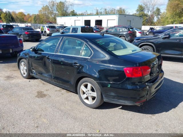 3VW3L7AJ5EM386260 Volkswagen Jetta 2.0l Tdi
