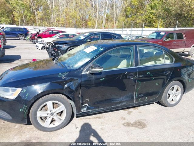 3VW3L7AJ5EM386260 Volkswagen Jetta 2.0l Tdi
