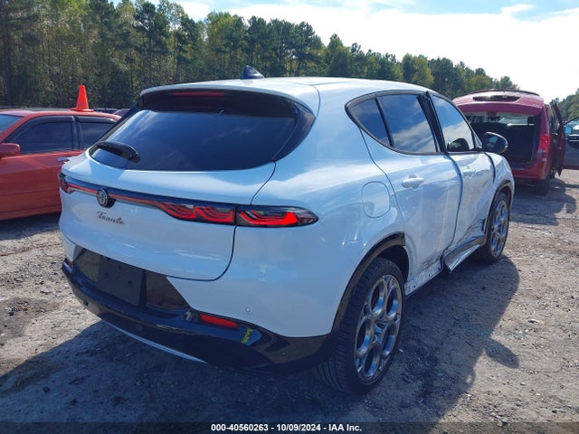 Alfa Romeo Tonale Ti 2024 ZASPATCW0R3039281 Image 4