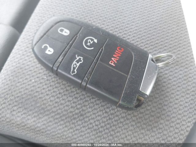 1C3CCCCG2FN501406 Chrysler 200 C