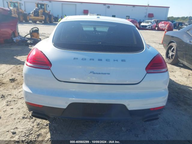 WP0AA2A76FL006577 Porsche PANAMERA 4