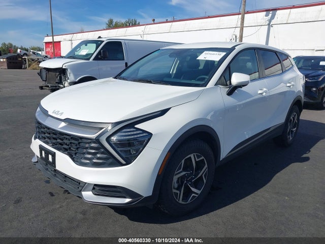 KIA Sportage Lx 2024 KNDPUCDF0R7236493 Image 2