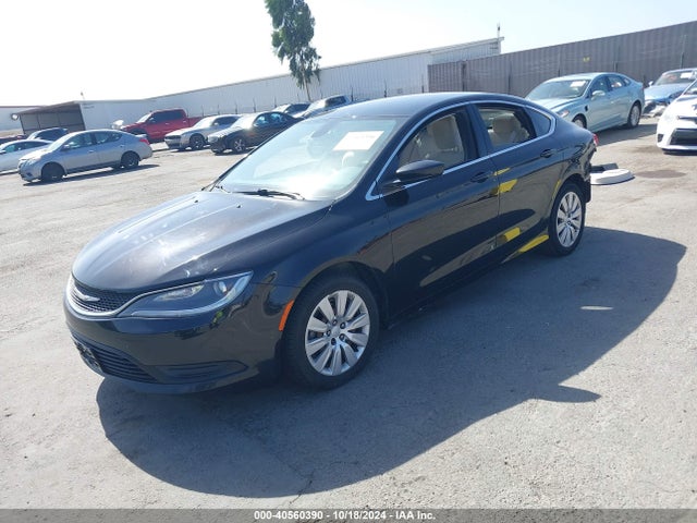 Chrysler 200 LX 2016 1C3CCCFBXGN178238 Image 2