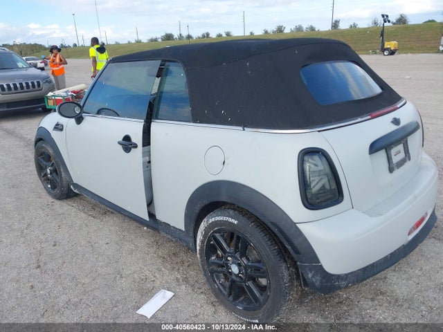 2012 MINI COOPER WMWZN3C5XCT134368 Photo 2
