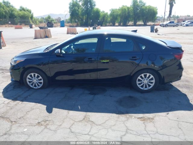 3KPF24AD1ME375566 KIA FORTE FE
