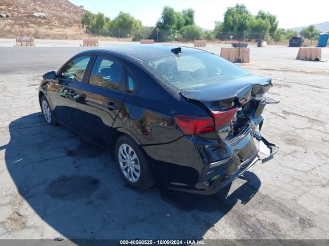 3KPF24AD1ME375566 KIA FORTE FE