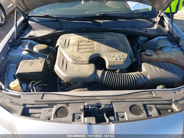 Chrysler 300c Awd 2014 2C3CCAKG4EH273227 Image 10