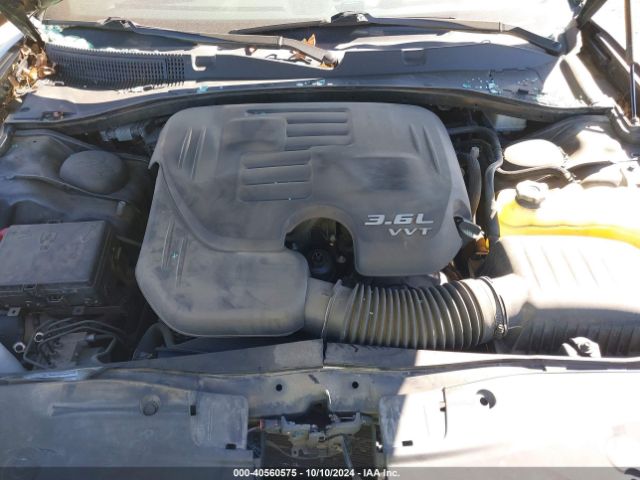 2C3CDXBG8JH329177 Dodge Charger Sxt Rwd