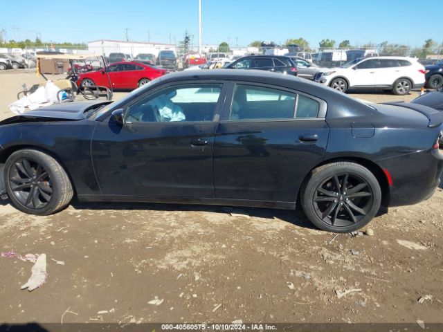 2C3CDXBG8JH329177 Dodge Charger Sxt Rwd