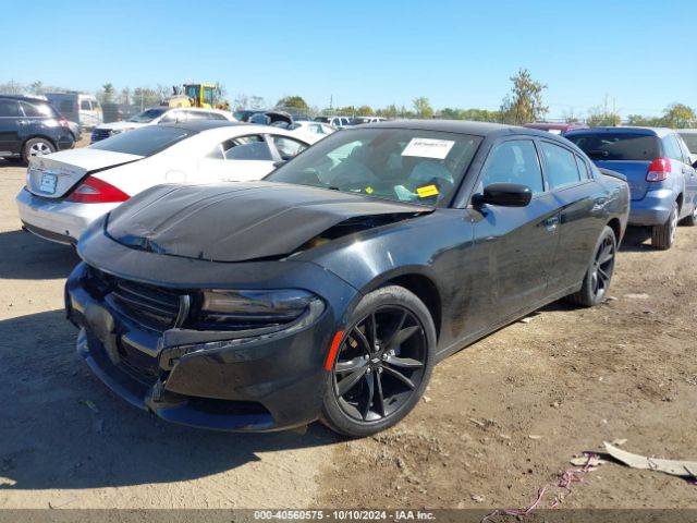 2C3CDXBG8JH329177 Dodge Charger Sxt Rwd
