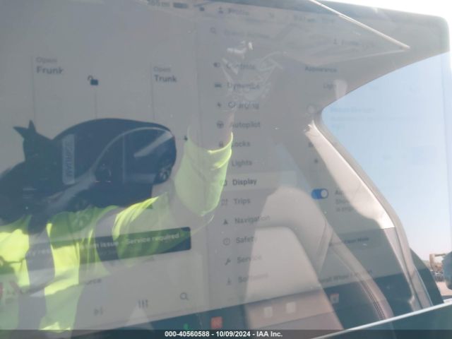7SAYGDED1RF052031 Tesla Model Y Long Range/rwd