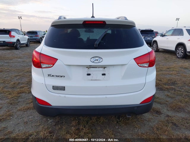 Hyundai TUCSON SE 2014 KM8JU3AG0EU934466 Image 16