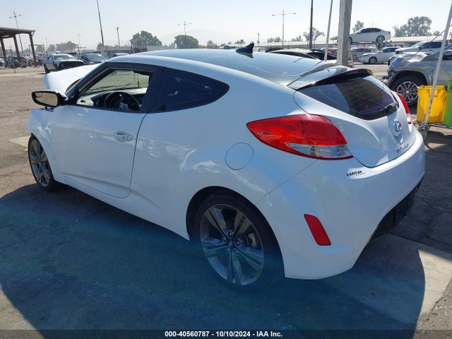 KMHTC6AD8HU323088 Hyundai Veloster Value Edition