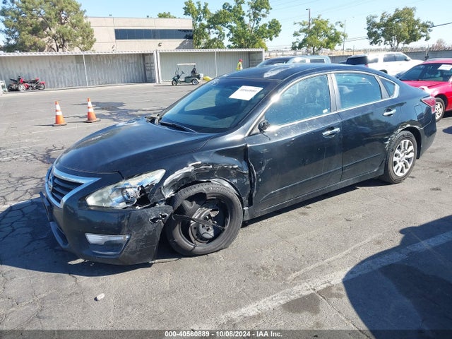 Nissan Altima 2.5 S 2014 1N4AL3AP0EN336482 Image 2