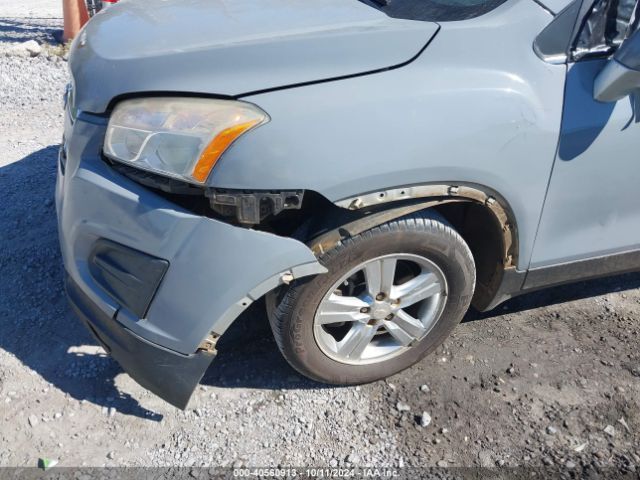 3GNCJLSB8GL165793 Chevrolet Trax Lt