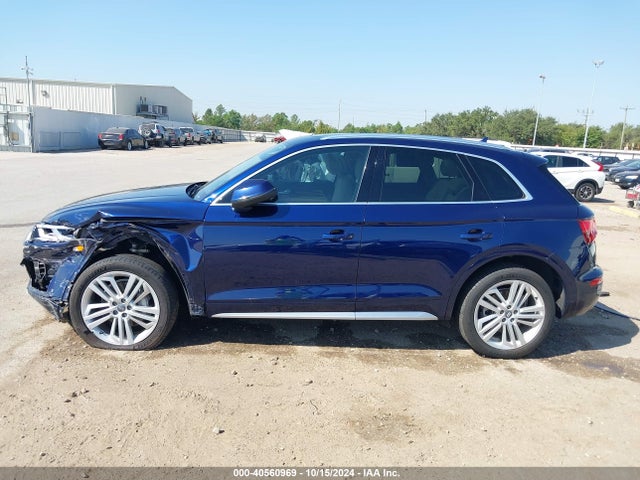 WA1BNAFYXJ2011424 Audi Q5 2.0t Premium/2.0t Tech Premium