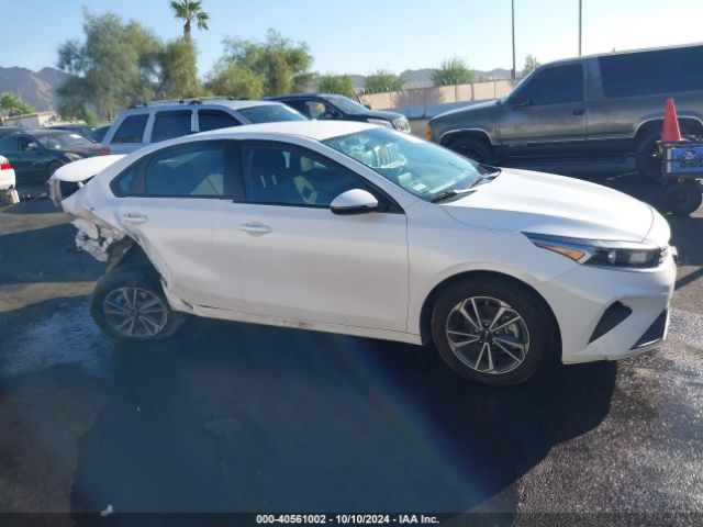 3KPF24AD8PE654808 KIA Forte Lxs