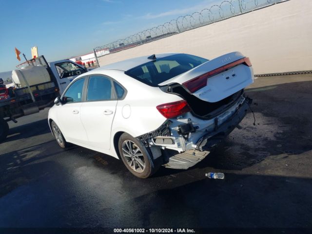 3KPF24AD8PE654808 KIA Forte Lxs
