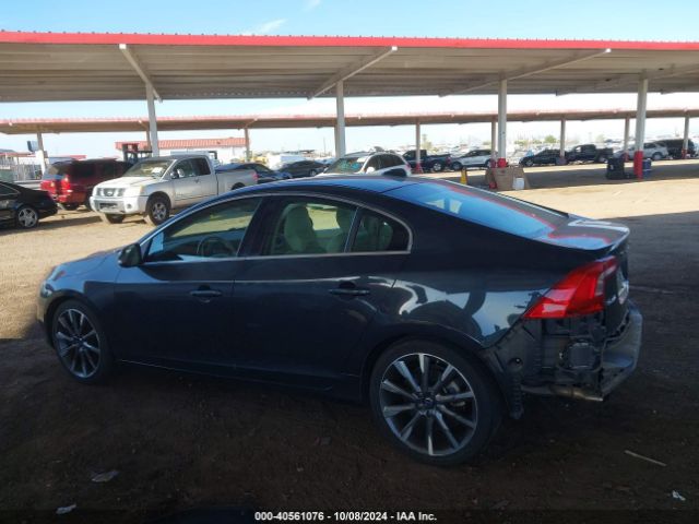 YV126MFK6F2351140 Volvo S60 T5 Premier