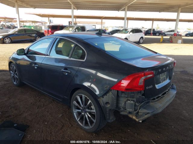 YV126MFK6F2351140 Volvo S60 T5 Premier