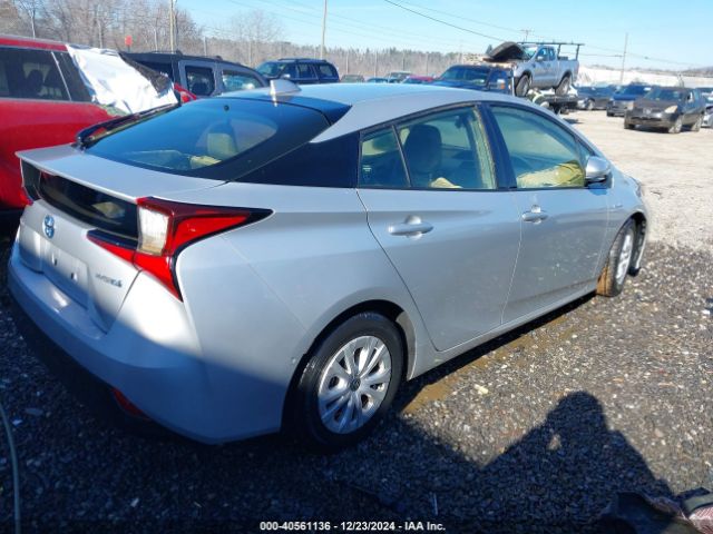 JTDKAMFU7M3143703 Toyota Prius Le
