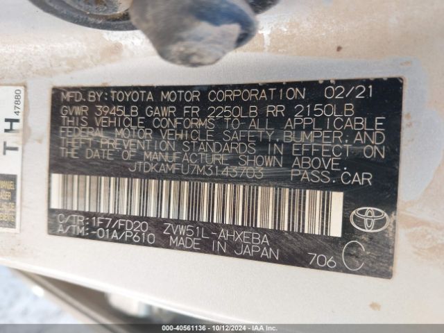 JTDKAMFU7M3143703 Toyota Prius Le
