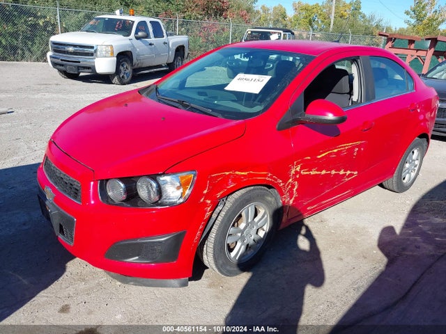Chevrolet Sonic Lt Auto 2014 1G1JC5SH5E4225373 Image 2
