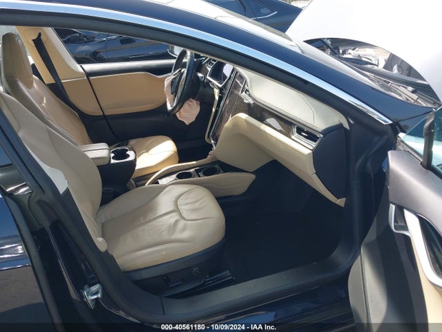 2013 TESLA MODEL S 5YJSA1CN7DFP05999 Photo 4