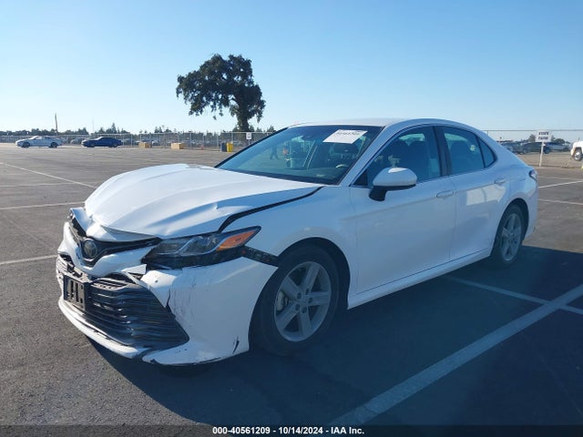 4T1B11HKXJU555514 Toyota CAMRY LE