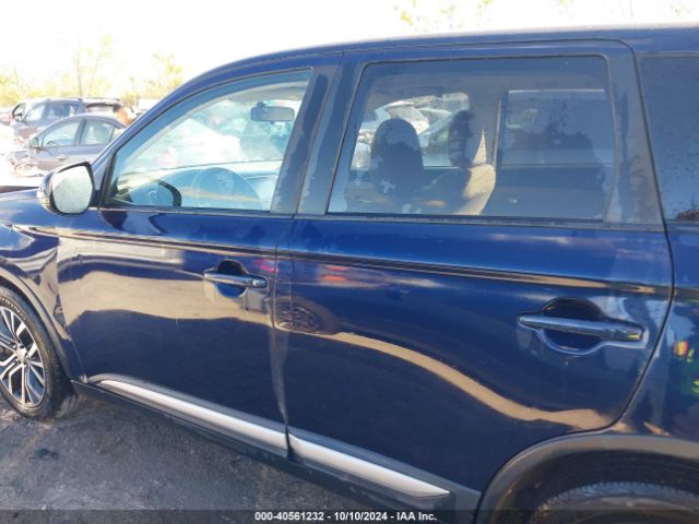 JA4AZ3A38HZ031437 Mitsubishi Outlander Se