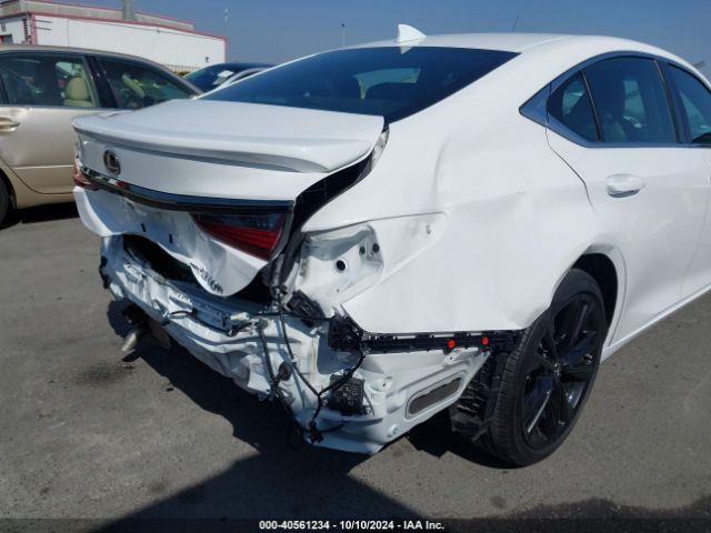 58ABA1C19RU042855 Lexus Es 300h F Sport Handling
